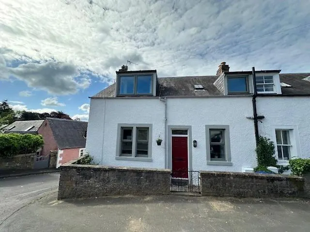 Pergola Cottage